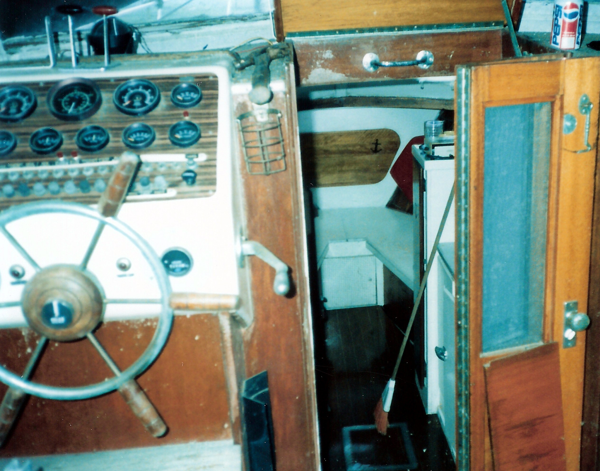 Chris Craft 1.jpg -  by Terry Kelly Photography