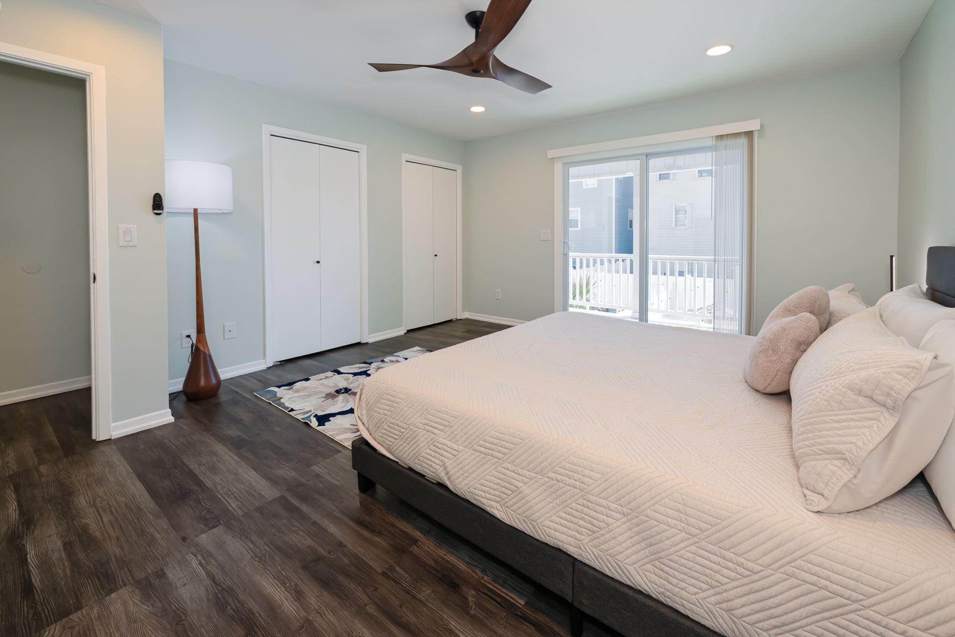 7433 beach drive 34.jpg -  by Terry Kelly Photography