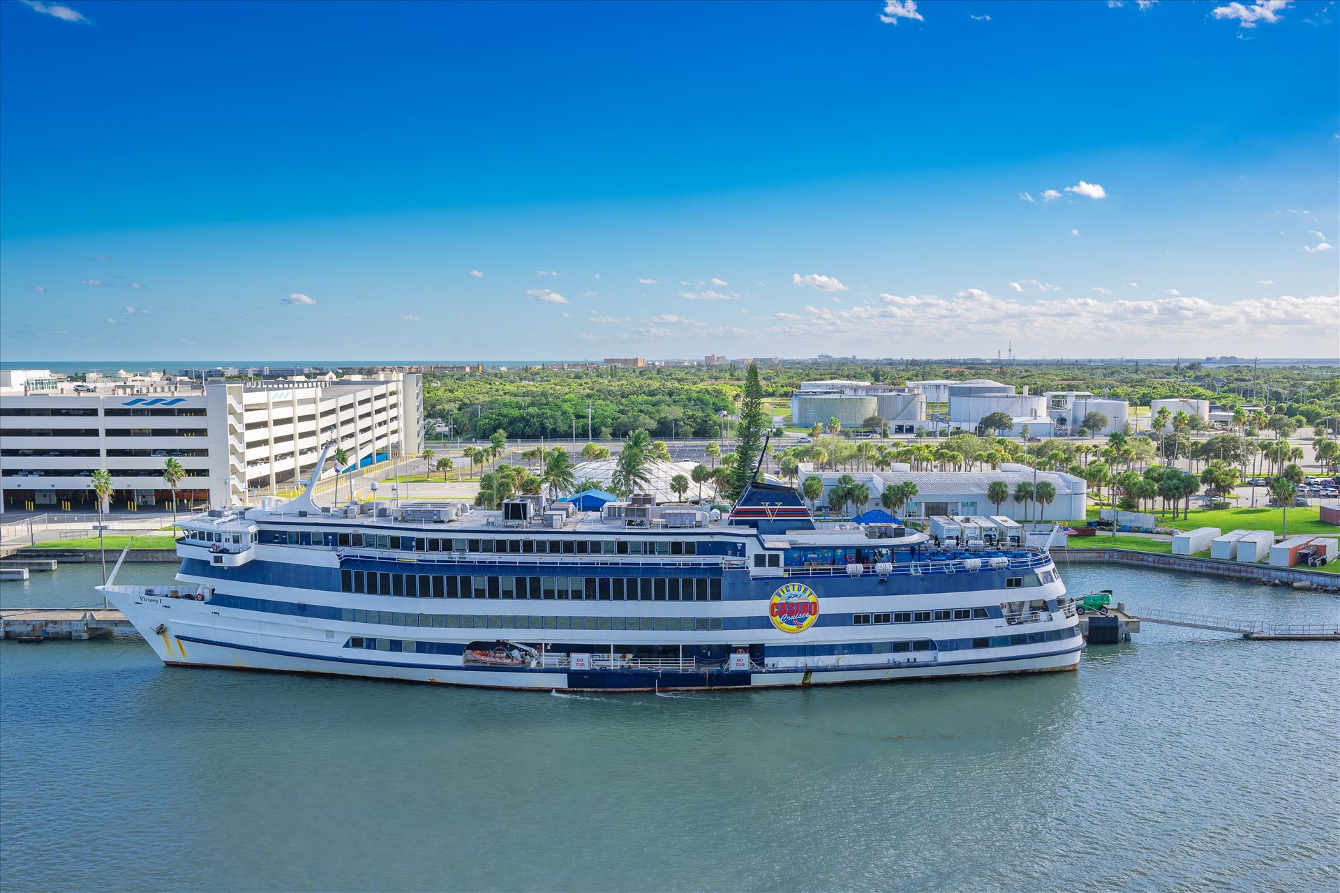 Victory Casino Cruises adventure of the seas_0085.jpg -  by Terry Kelly Photography