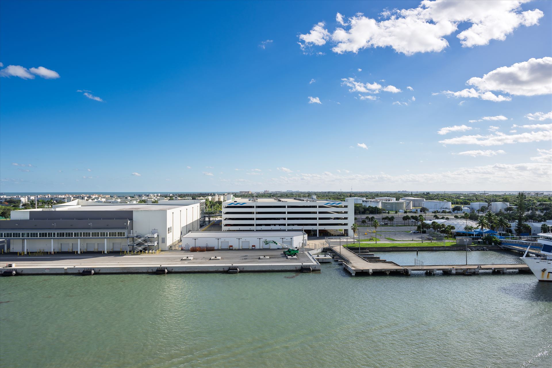 Port Canaveral adventure of the seas_0086.jpg -  by Terry Kelly Photography