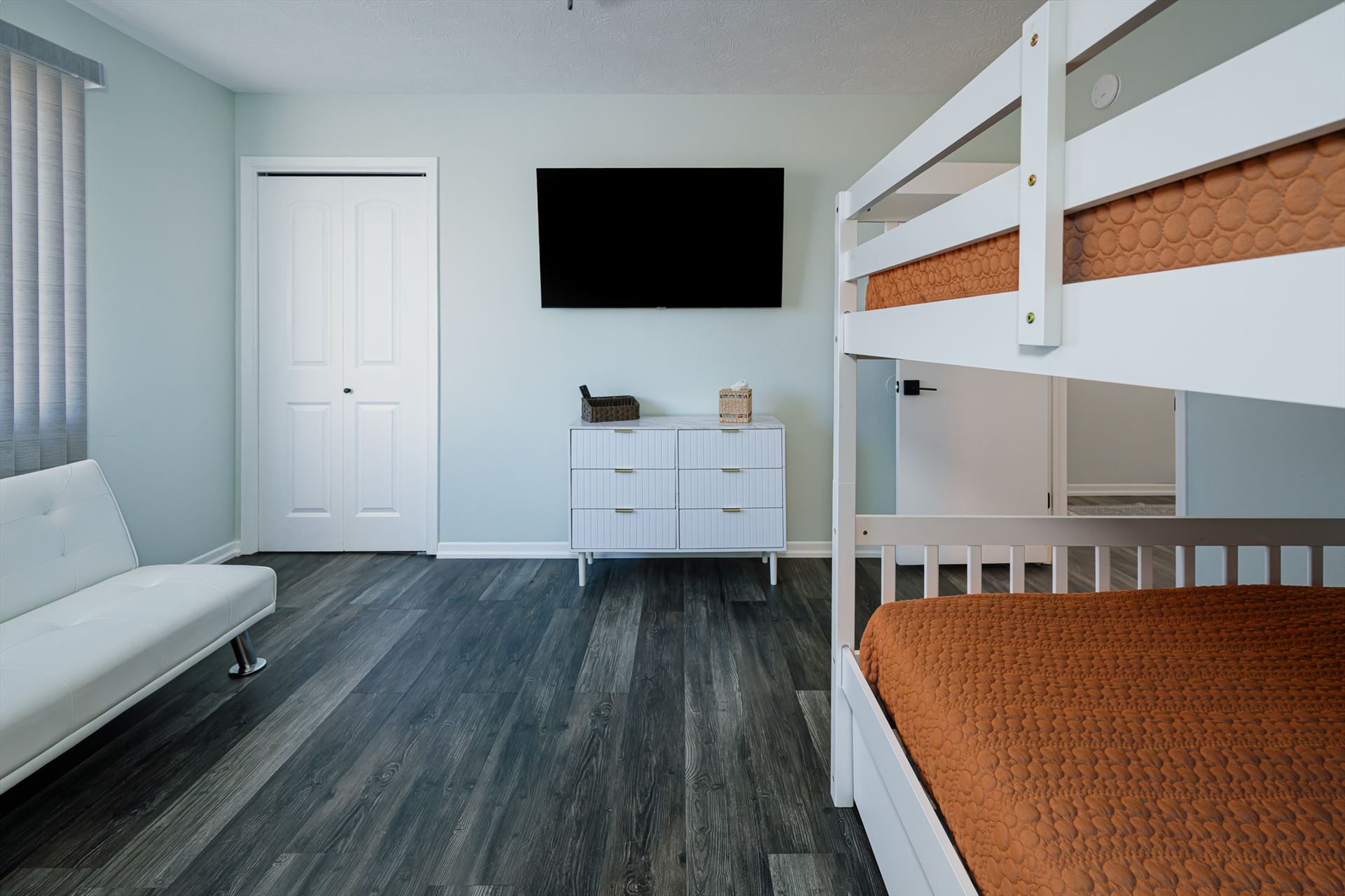 7433 beach drive 23.jpg -  by Terry Kelly Photography