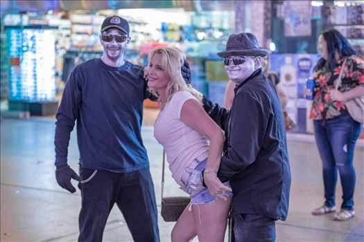 Preview of Fremont Street Experence with Tonya and make me move guys-8502634.jpg